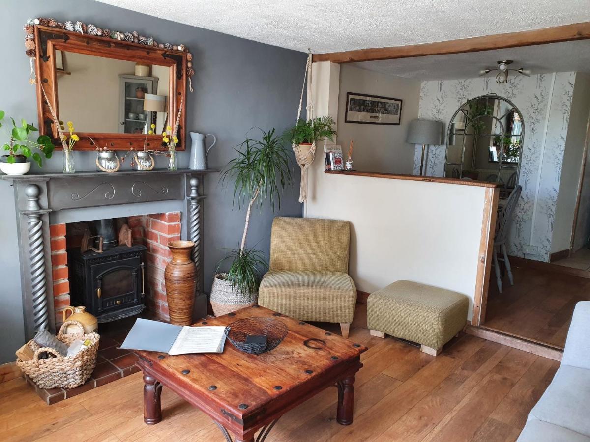 Wales' Highest Village - The Chartist Cottage - Trefil Tredegar Экстерьер фото