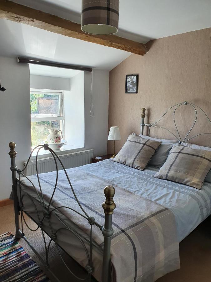 Wales' Highest Village - The Chartist Cottage - Trefil Tredegar Экстерьер фото
