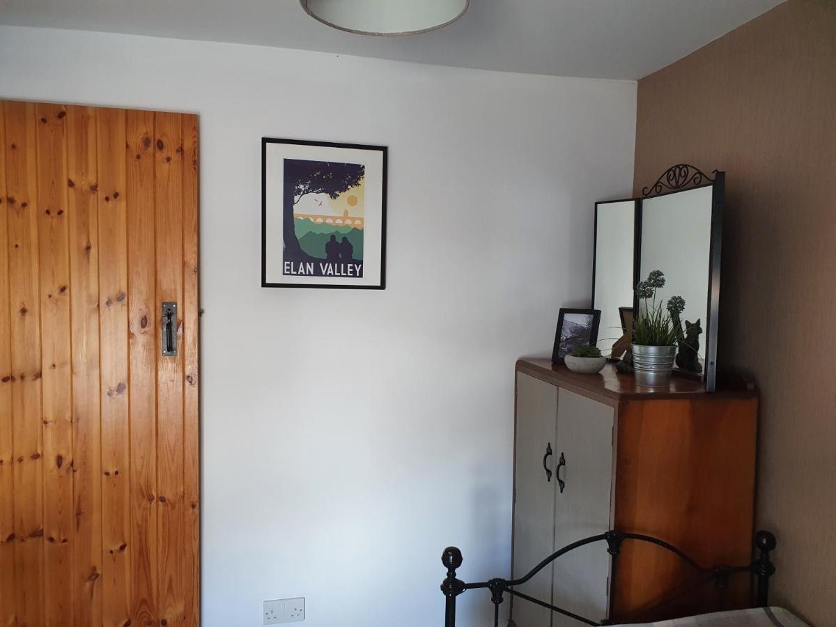 Wales' Highest Village - The Chartist Cottage - Trefil Tredegar Экстерьер фото